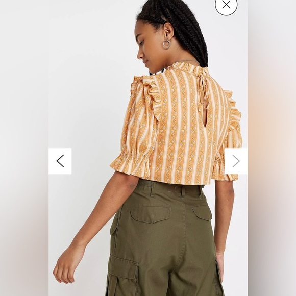 Urban Outfitters size L Prairie Ruffle Boxy Cropped Top - Picture 4 of 11